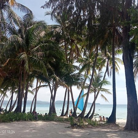 ホテル Boracay Coco Huts Balabag  エクステリア 写真