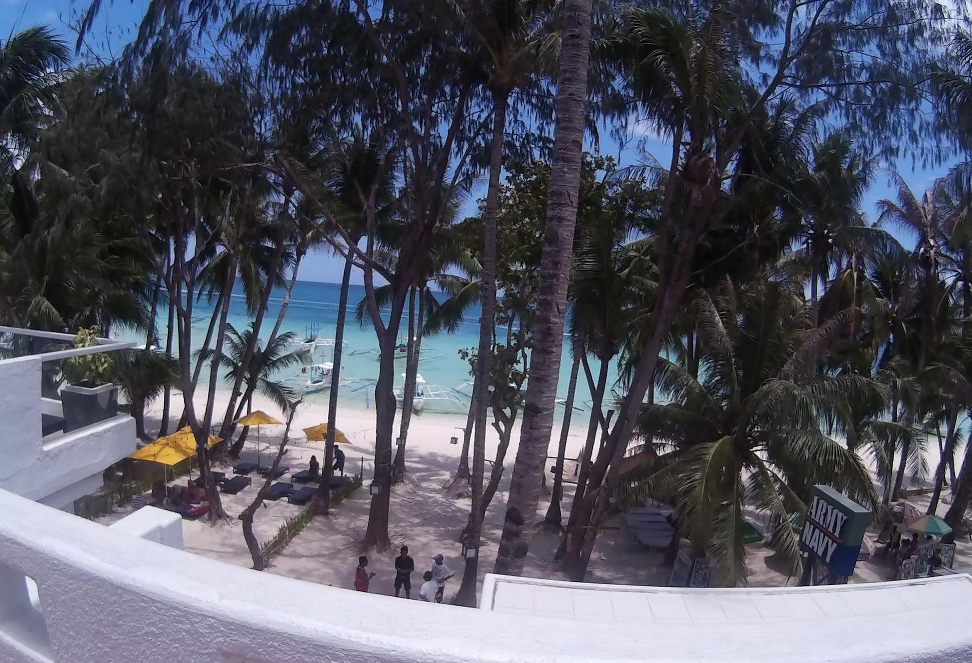 ホテル Boracay Coco Huts Balabag  エクステリア 写真
