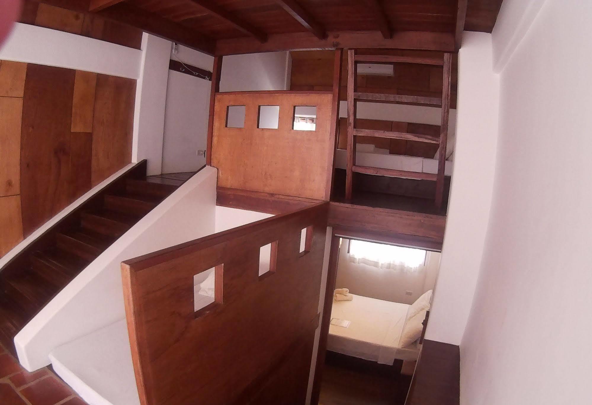 ホテル Boracay Coco Huts Balabag  エクステリア 写真